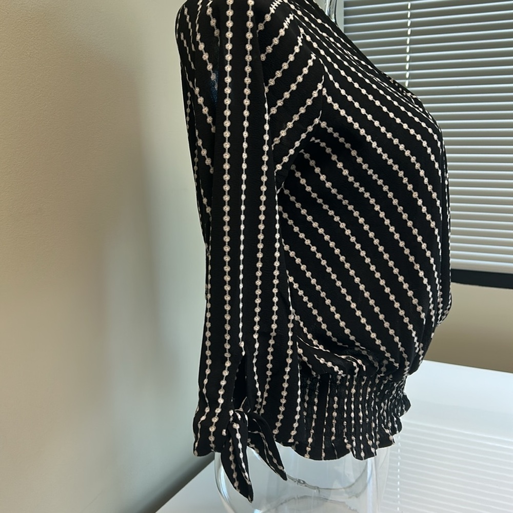 Michael Michael Kors Wrap Blouse – NWT. Small - Picture 8 of 16